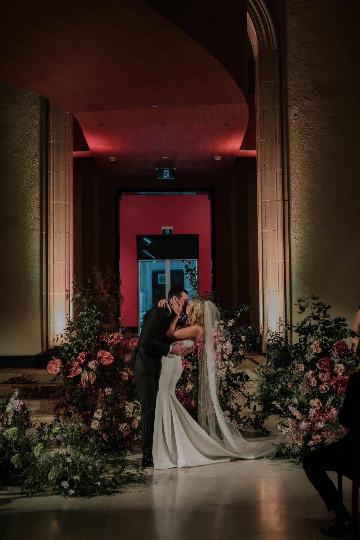 teagan-ryan-wedding-toronto-art-gallery-of-ontario-fairmont-royal-york-new-years-eve-39