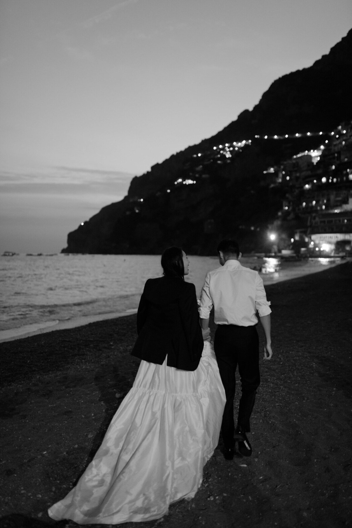 109_Flora_And_Grace_Positano_Elopement_Weding_Photographer-445_Luxury Elopement Photographer at the Amalfi Coast in Positano. An intimate wedding captured by Vogue published photographer Flora and Grace.