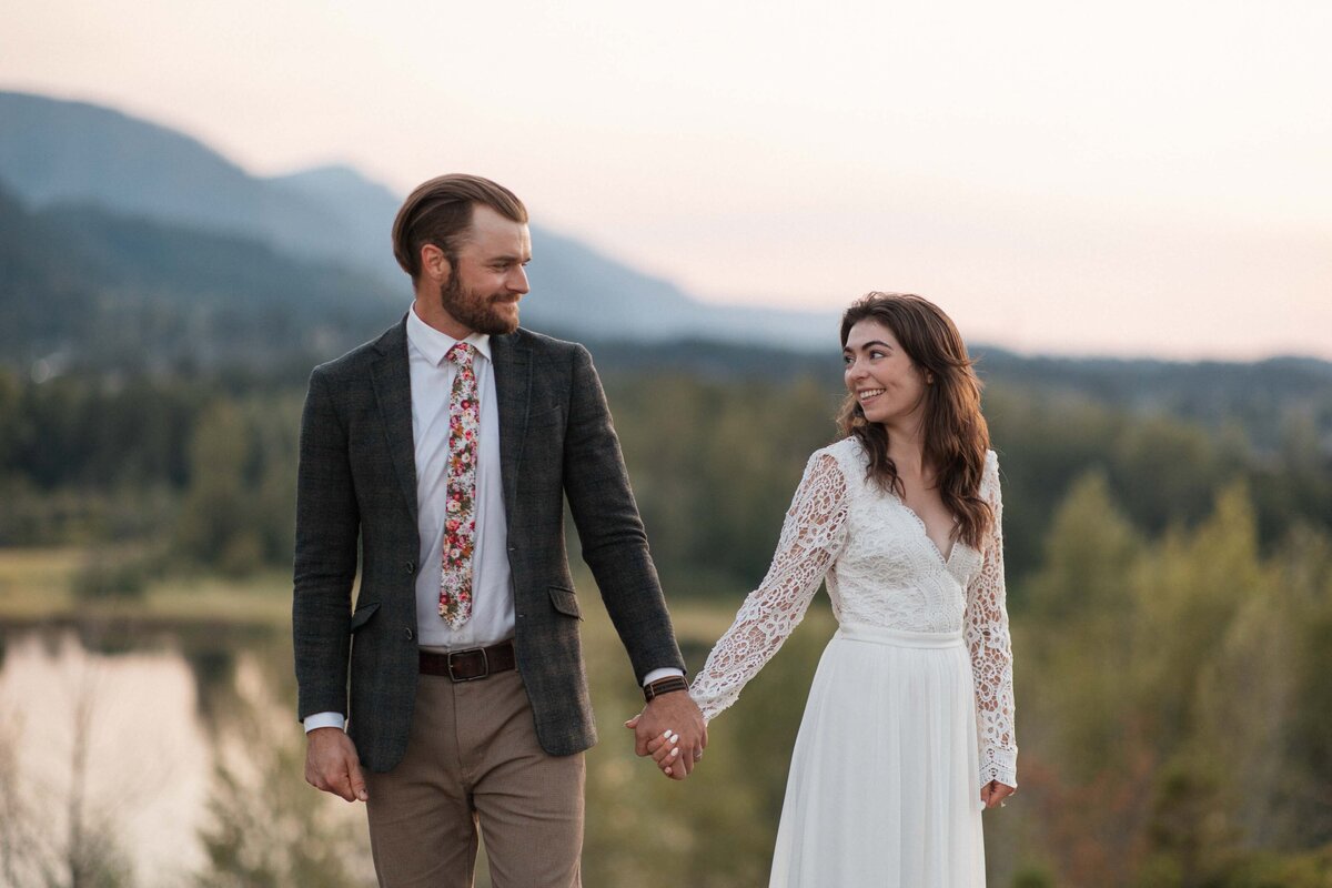 columbia-river-gorge-elopement-government-cove-oregon-122