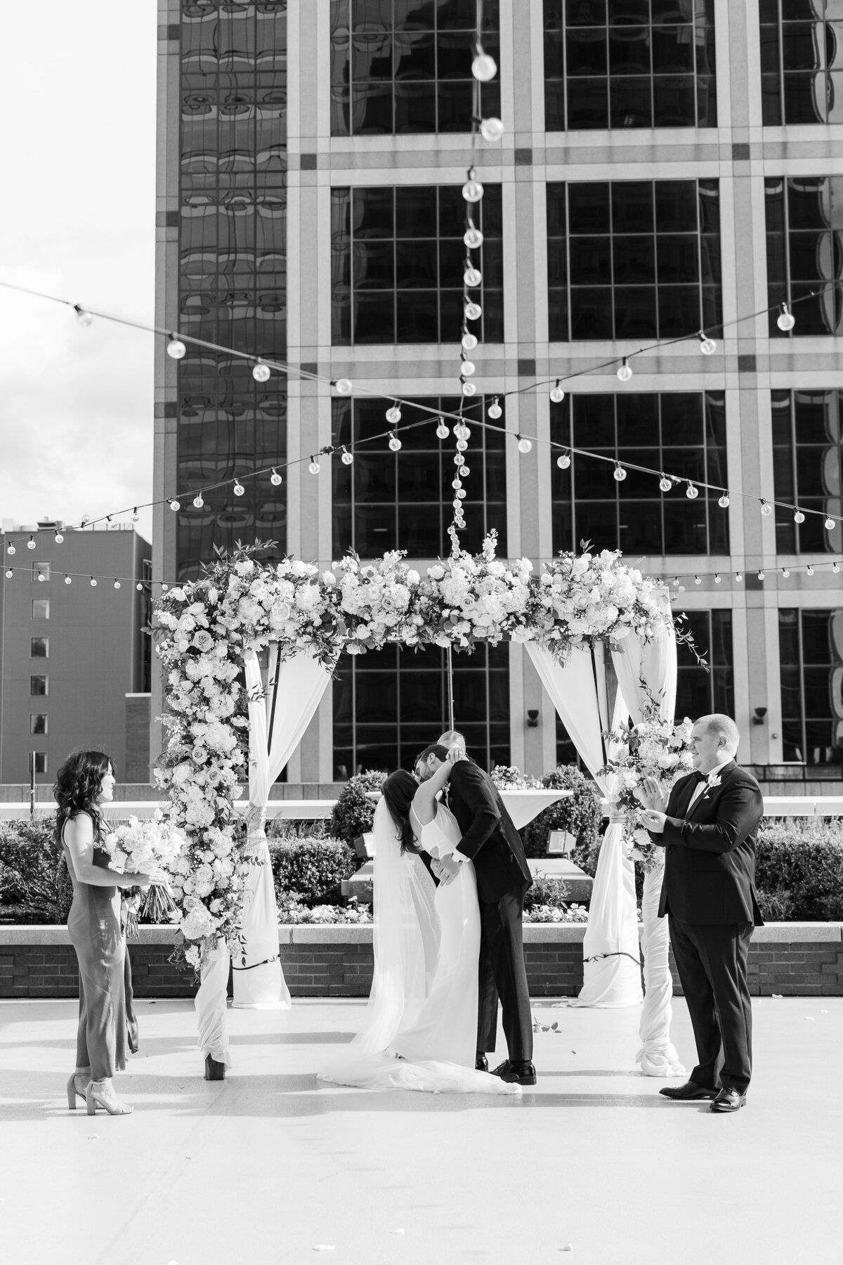 Alexis Fox Photography + Wedding + Regions Tower + Indianapolis + Indiana  (34 of 38)