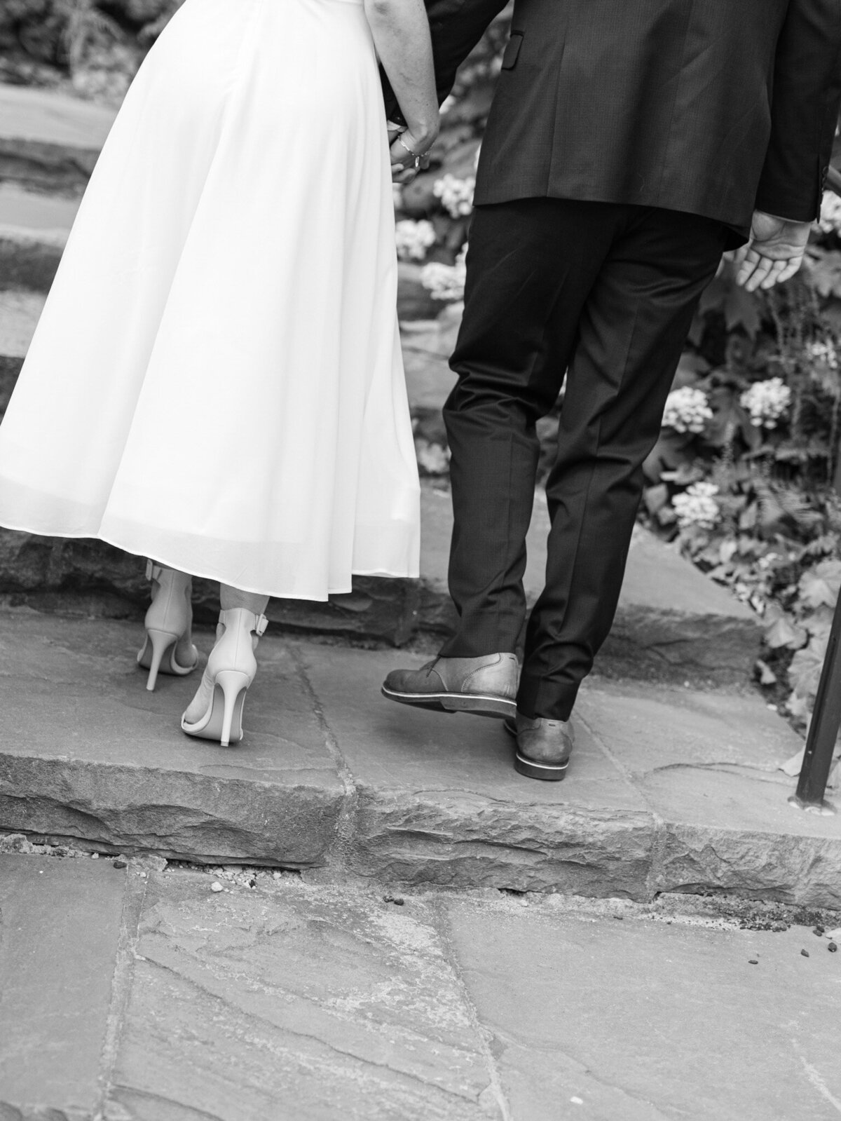 WashingtonNationalCathedral-WashingtonDCWeddingPhotographer-NicoleSimenskyPhotography-7