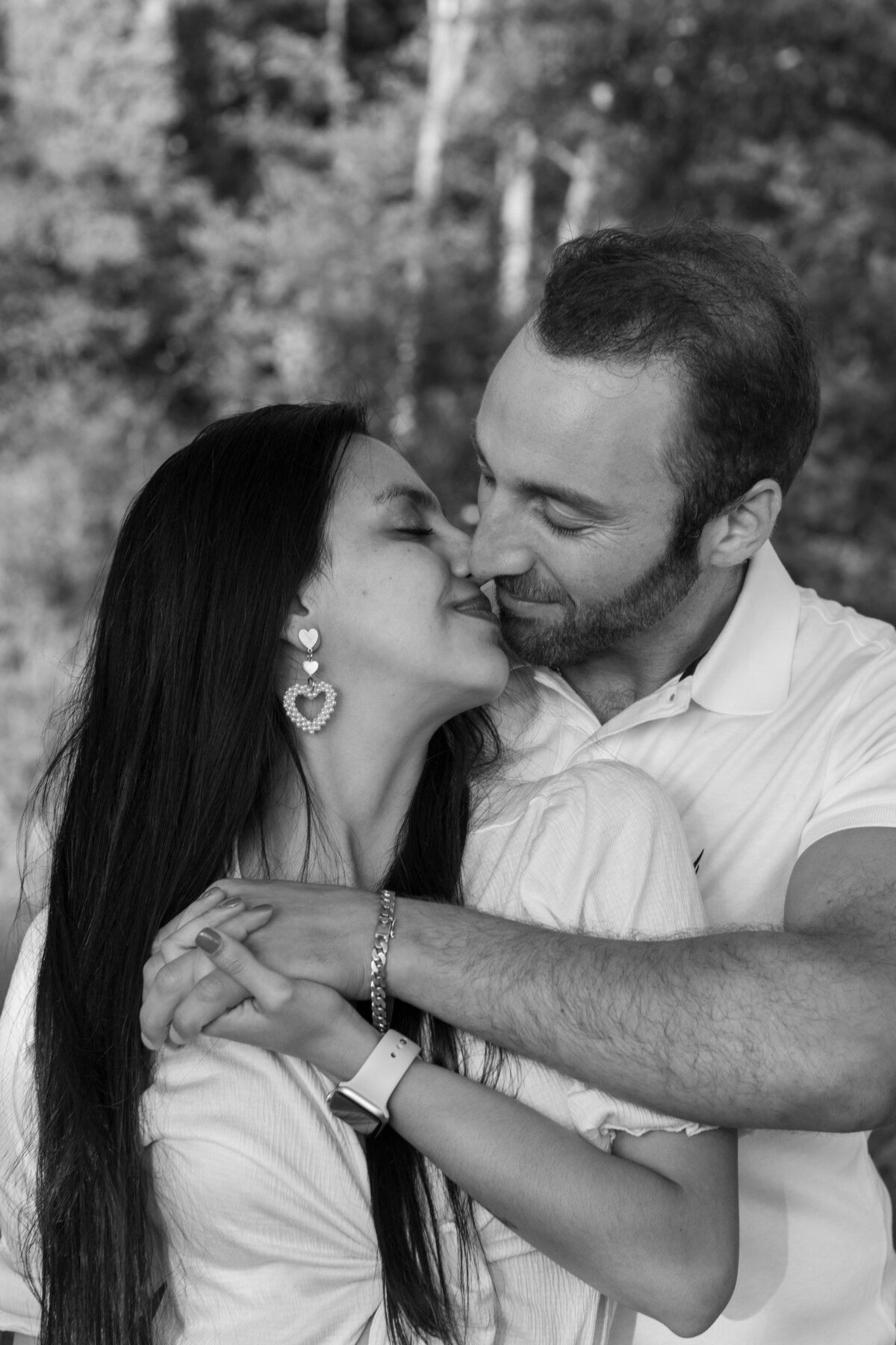 Couples-session-golden-gardens-beach-documentary-style-jennifer-moreno-photography-seattle-washington-6