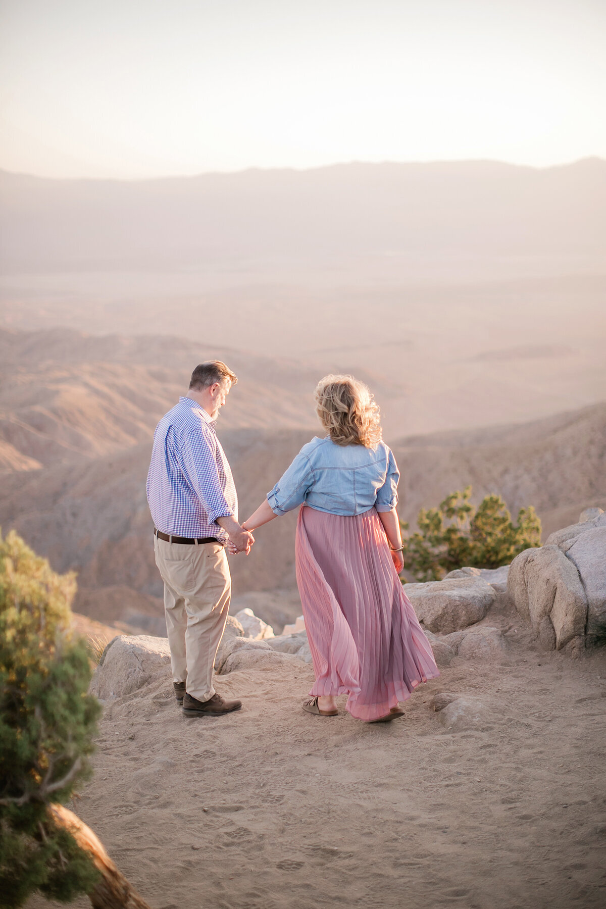 Sunset engagement photos at Joshua Tree