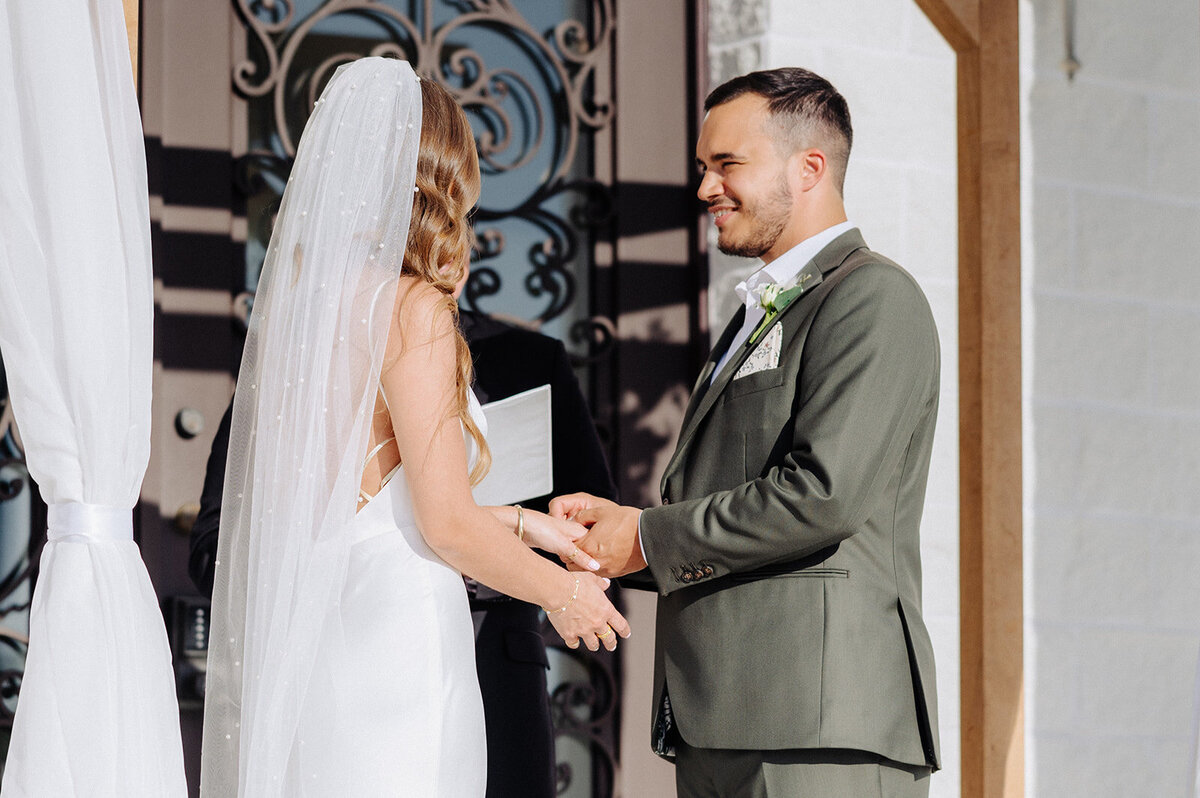 arron-mcneile-photo-whitehurst-gallery-florida-elopement-chantilly-chic-celebrations-4
