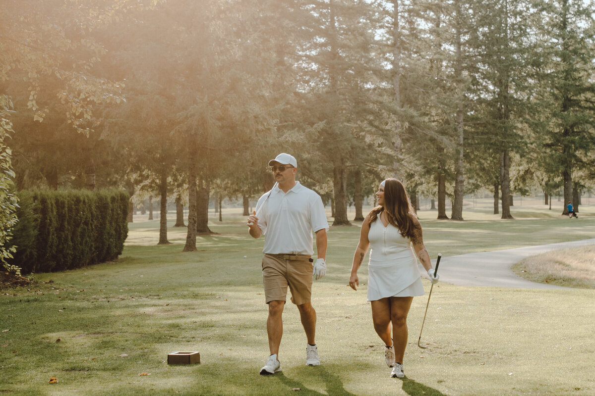 Mount-Si-Golf-Course-Couples-Photos-121