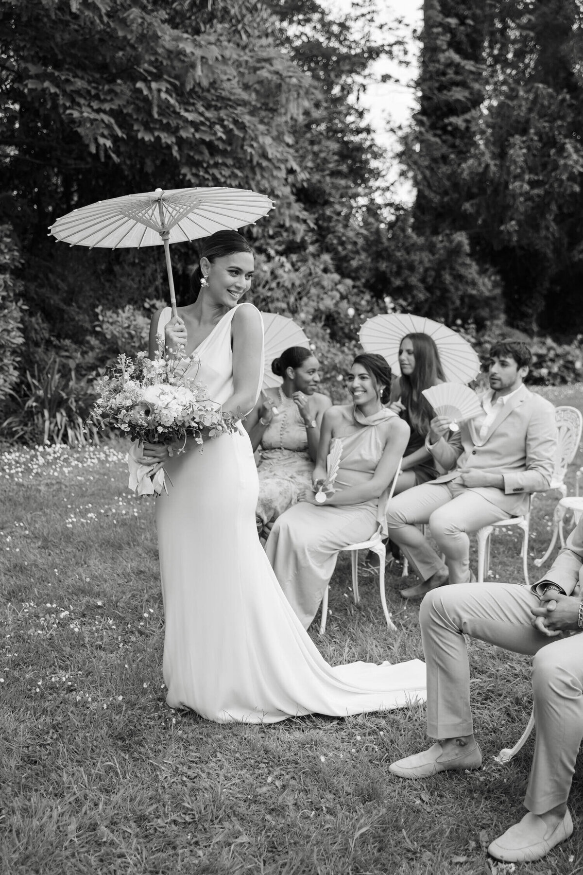 Wedding-Garden-Party-in-Normandy-Lea-Evrevin-Photographer-89