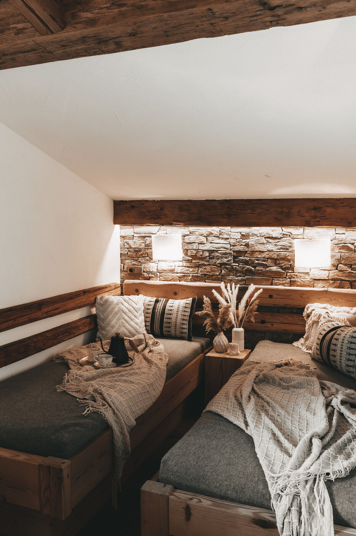 alpin-chic-zimmer-berge-wohlgefuehlplus2