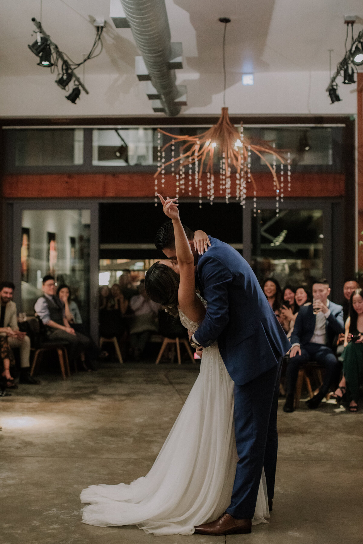 erica-jason-wedding-botanical-gardens-toronto-restaurant-25