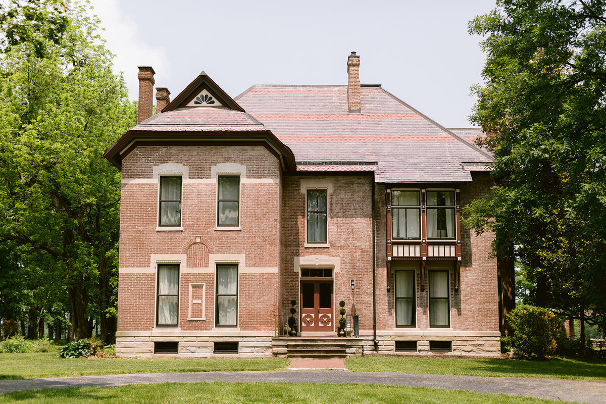 Heartland of Versailles - Kentucky Wedding Venue - Historic Kentucky Home