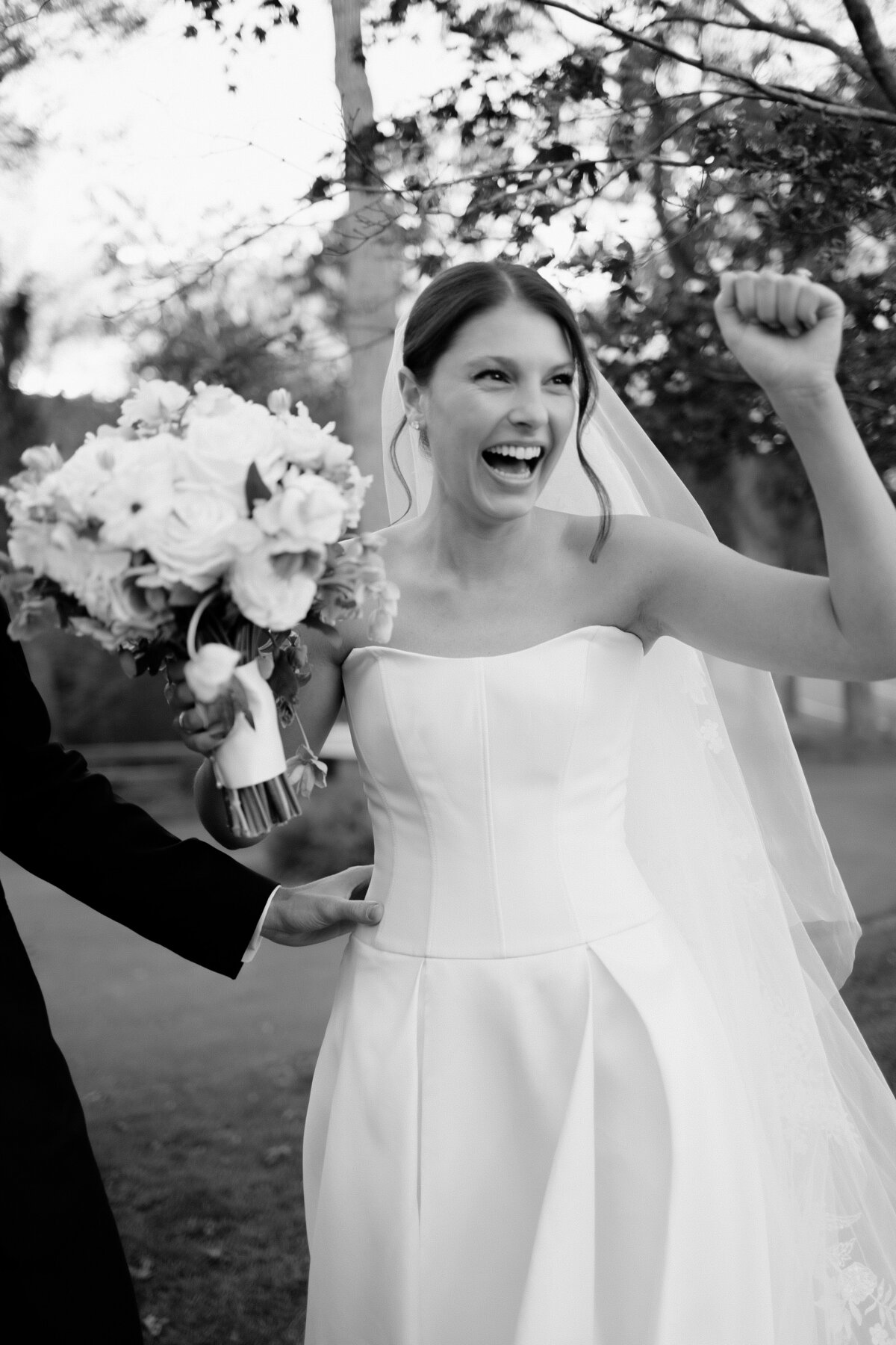 sarahtrevor-ceremony_LMP-130