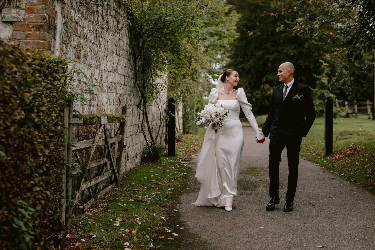 Luxury-Wedding-Bury-Court-Barn-86