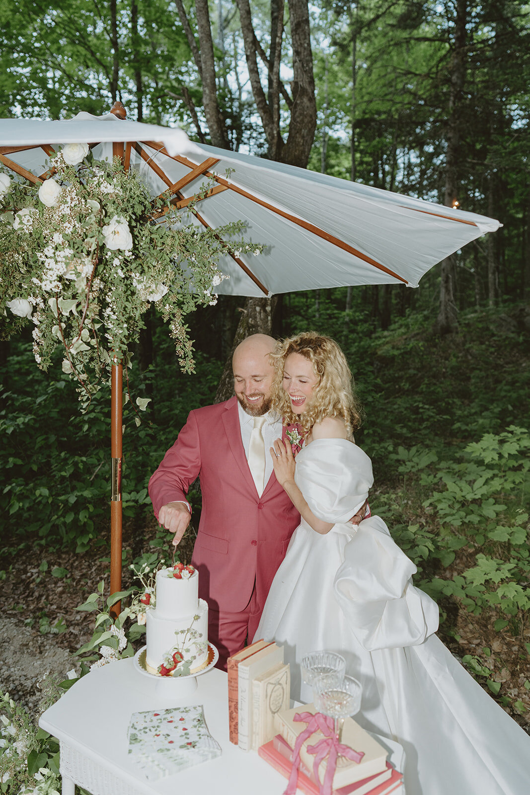 Danielle-Aisling_Strawberry_Fields_Elopement_Ottawa-139