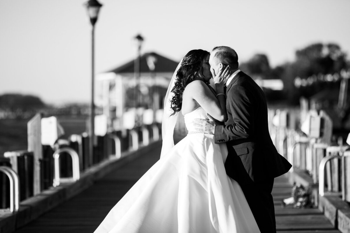bride-and-groom-wedding-day-photo