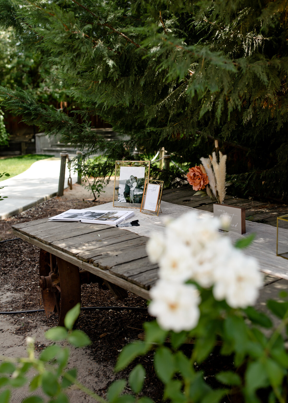 05282023_Emily+ZachWedding_GraceBarnCA_AnjaJensenPhotography-374
