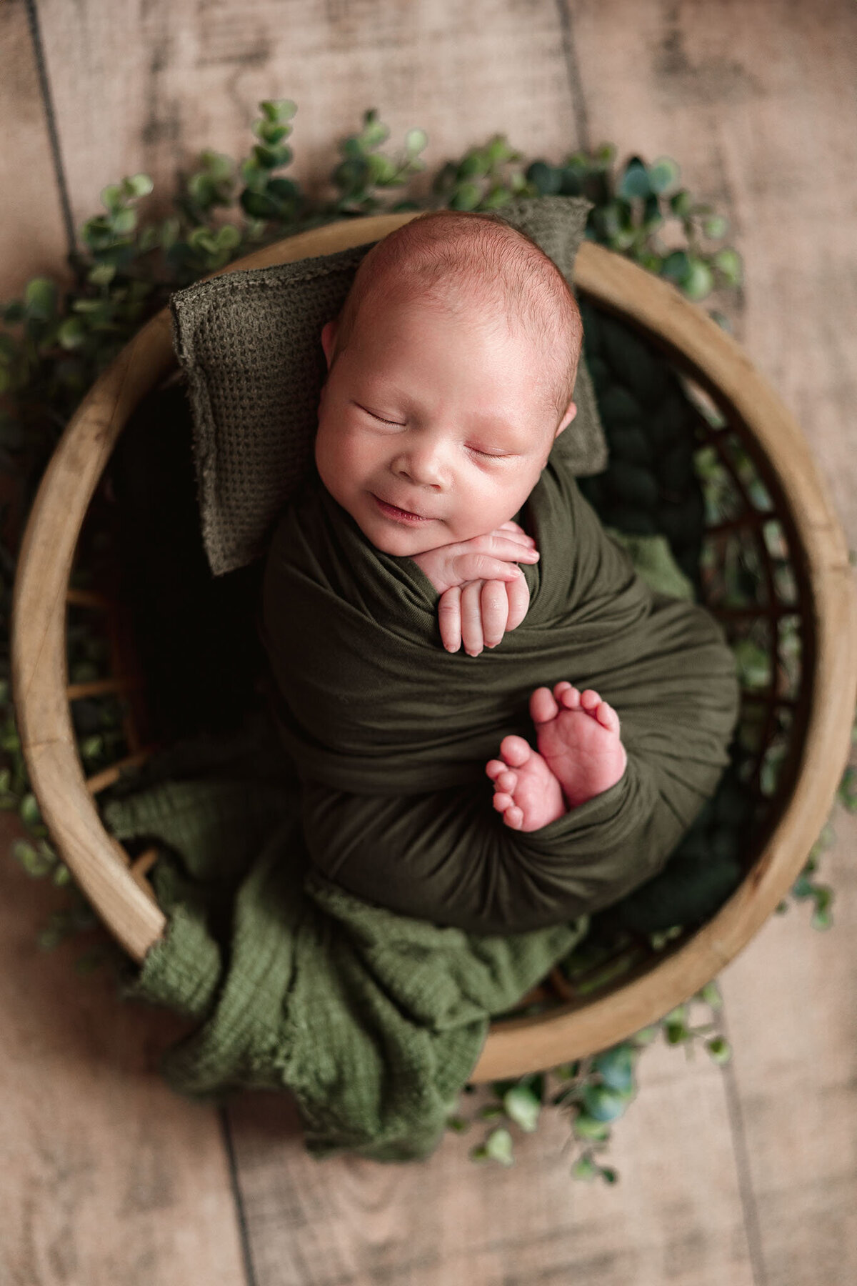 arielle_elizabeth_photography_newborn photographer, family photographer, baby photographer, milestones photographer, studio, near traverse city, near charlevoix, near petoskey, near gaylord, near harbor springs, michigan photographer_01113