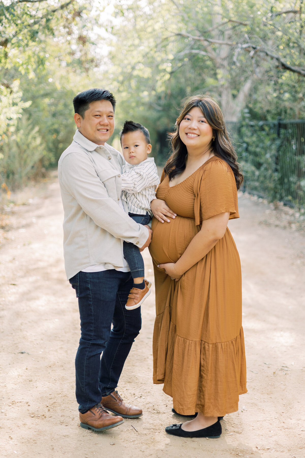 Mueller-Maternity-Photographer-Sabrina-Reagan2