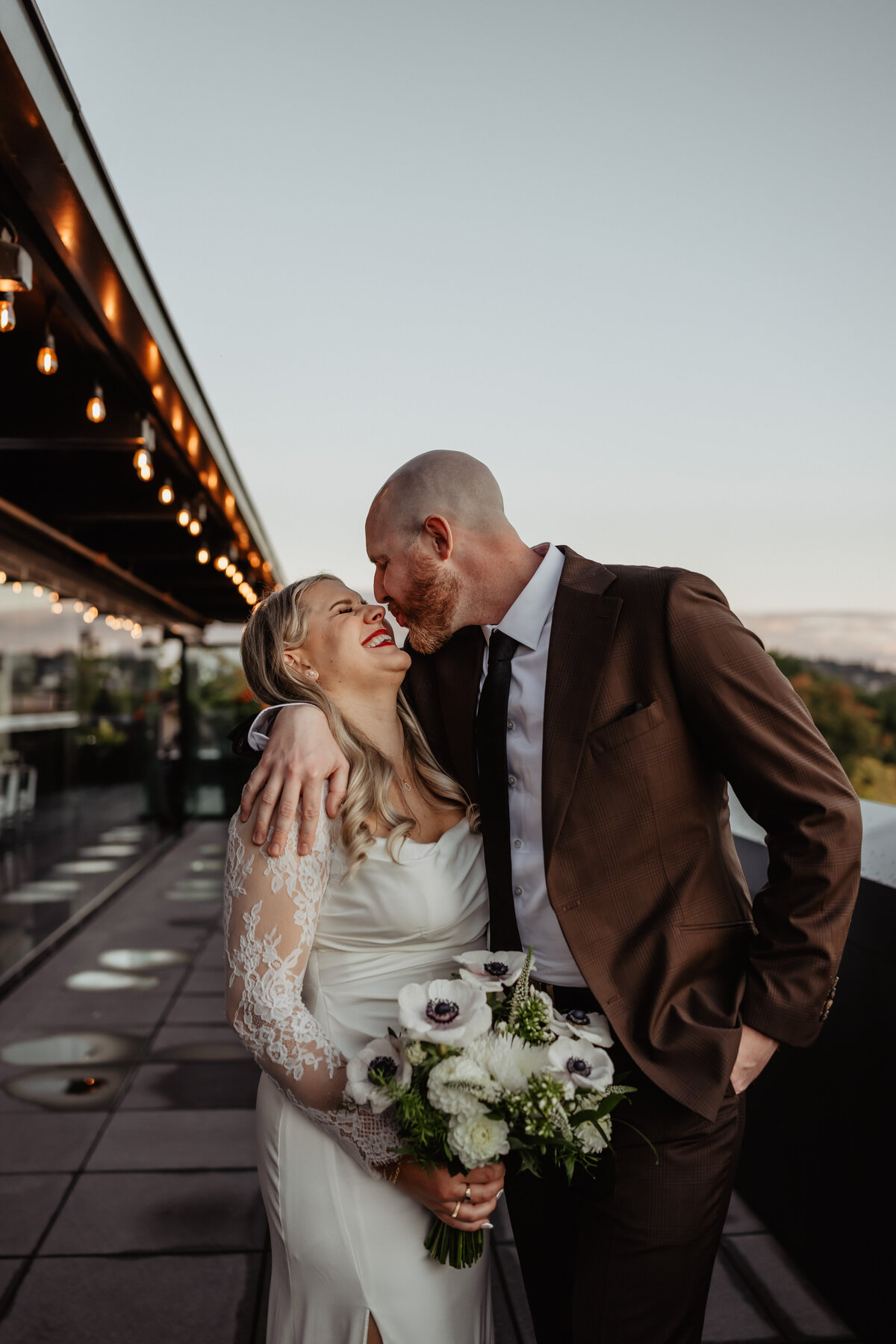 jessica-tyler-olympic-rooftop-pavilion-wedding-983