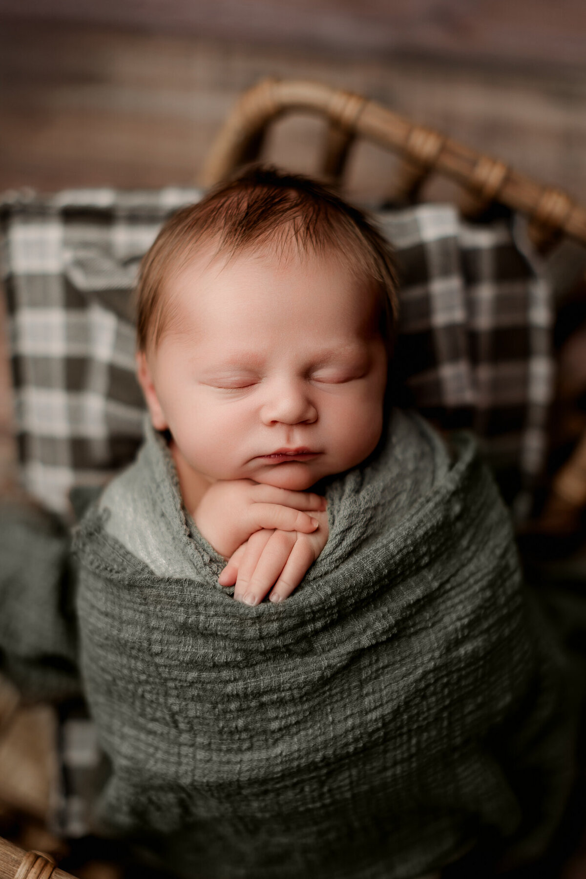 NW Arkansas newborn portrait studio, get newborn photos taken near me, NWA baby photographer