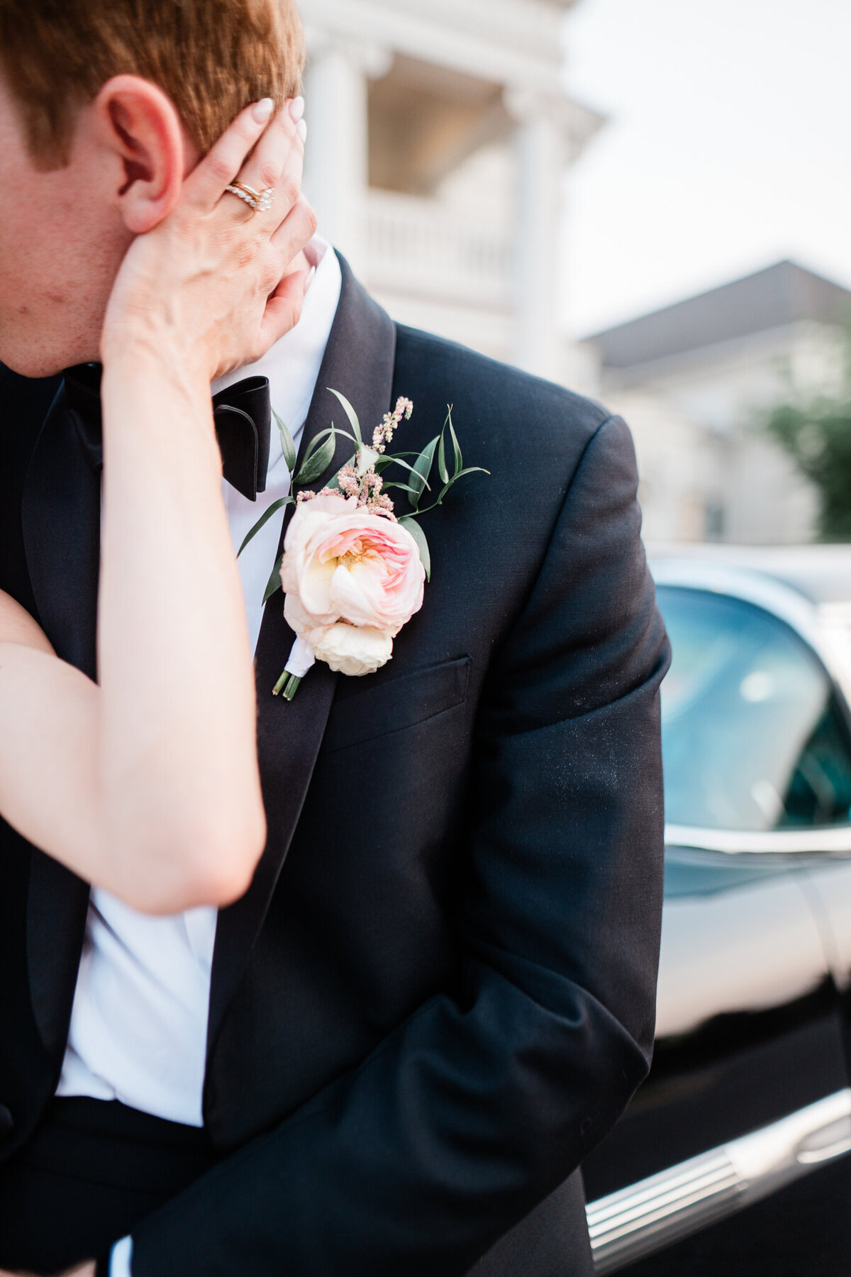wedding couple on weding day