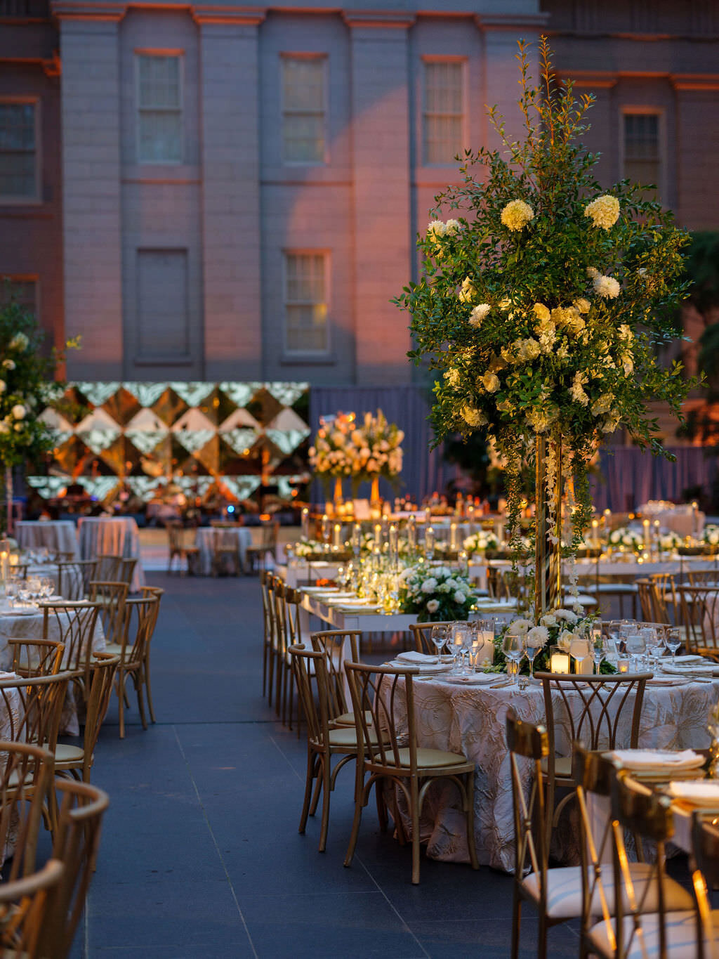 Classical summer wedding in Washington DCM&P-97