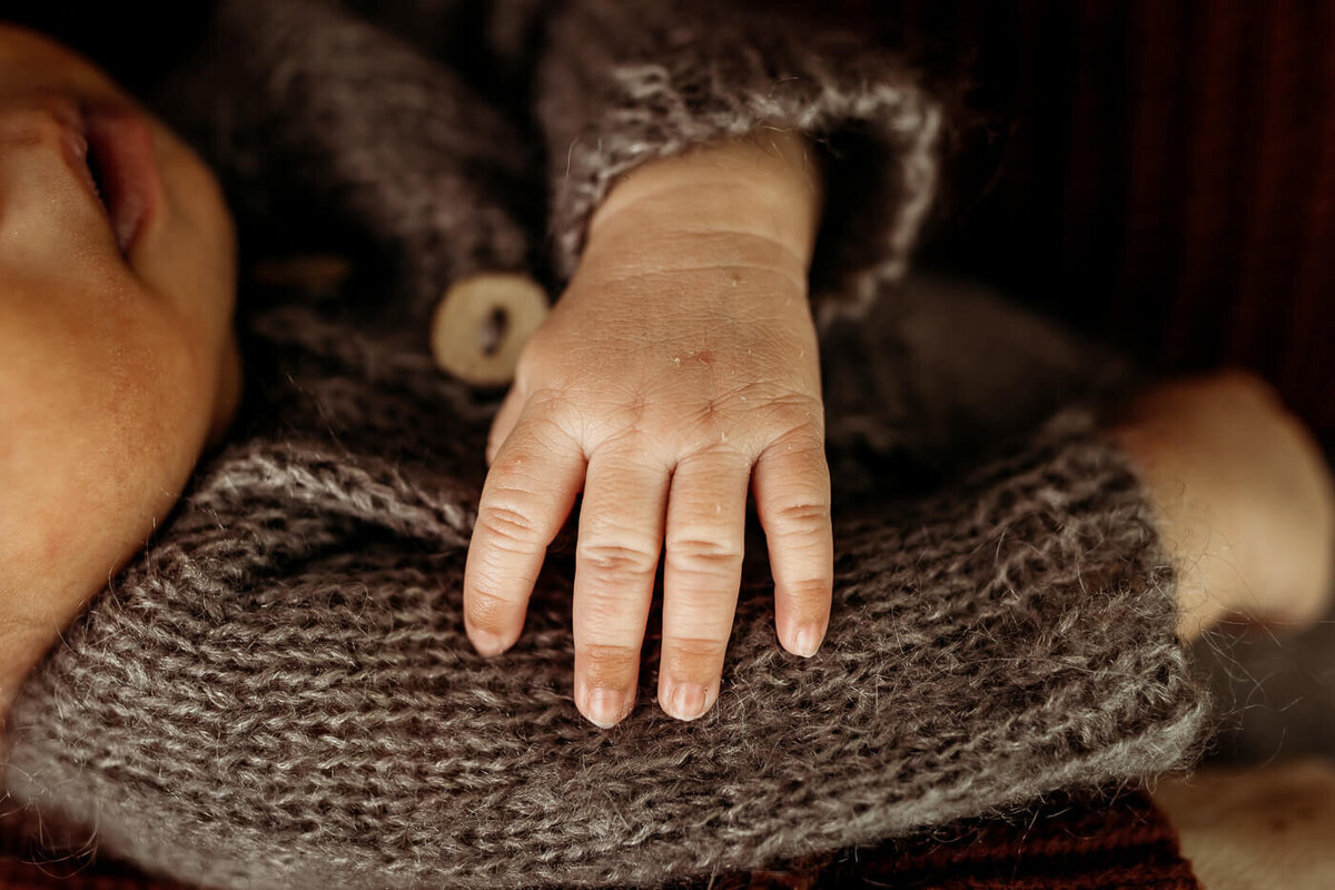 newborn-photographer-bloomington-il-106