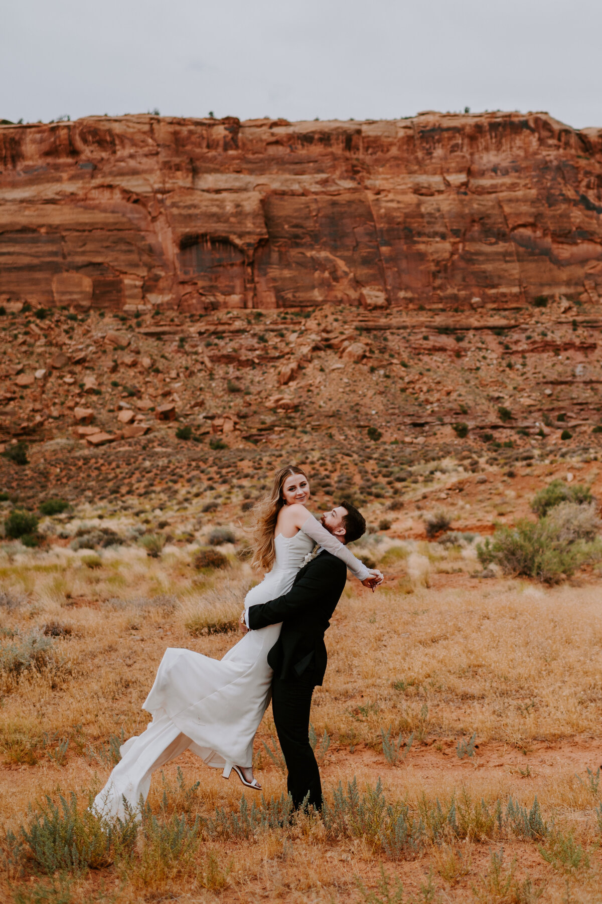 red-earth-moab-utah-wedding1761-3 (1)