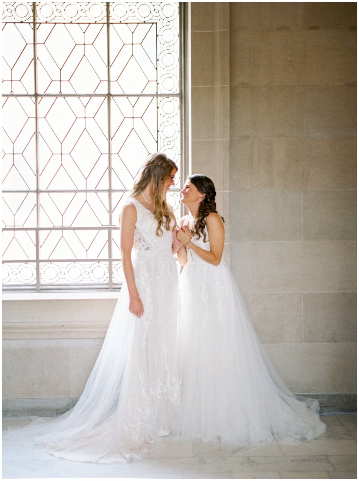 Bri-Adrianna-San-Francisco-City-Hall-Wedding-Cassie-Valente-Photography-0055
