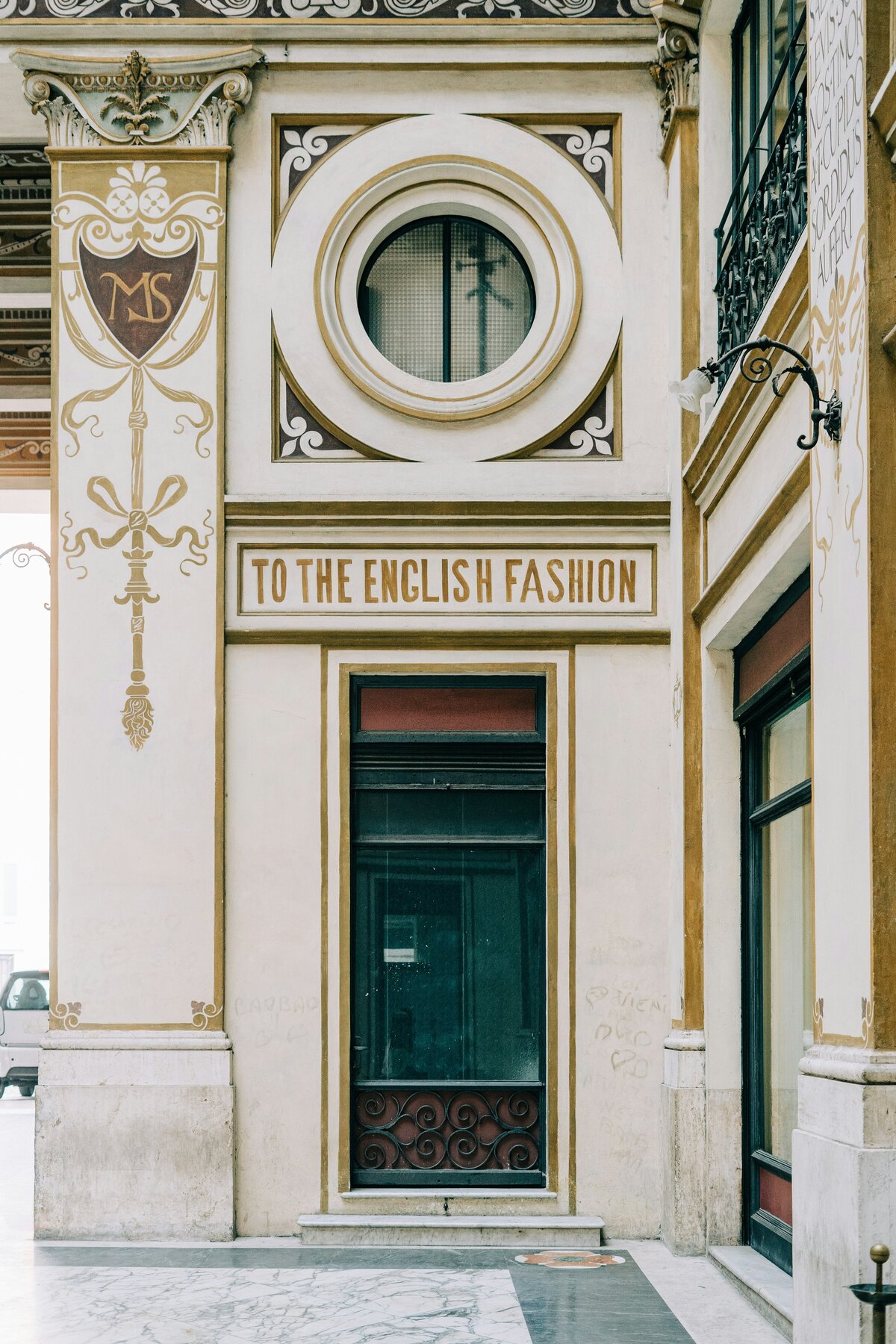 gabriella-clare-marino-ewVD1-wlzTw-unsplash