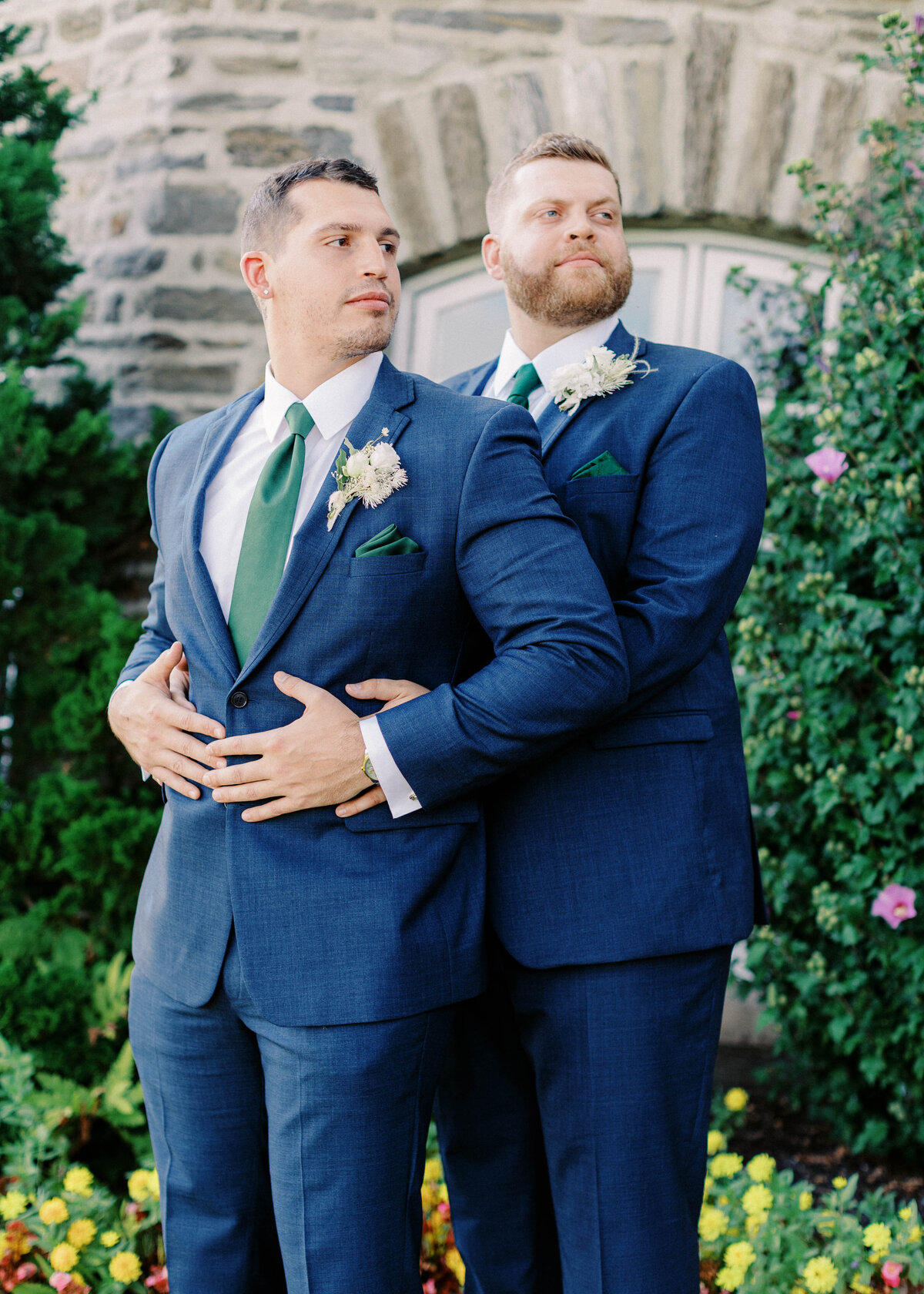 Huntingdon-Valley-Country-Club-Wedding-Small-Bridal-Party-Photos_041