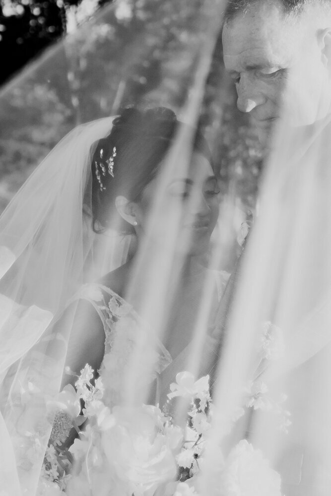 wedding-couple-portrait-black-and-white-emerald-hills-events-promise-city-iowa-des-moines-wedding-photographer-storyteller-collective-photo-co