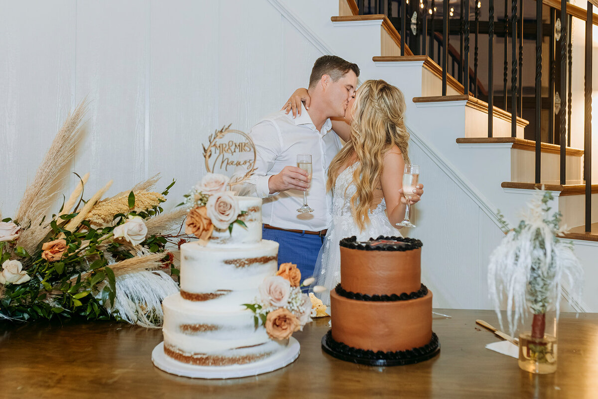 reTheBurrowWeddingPhotography-1243