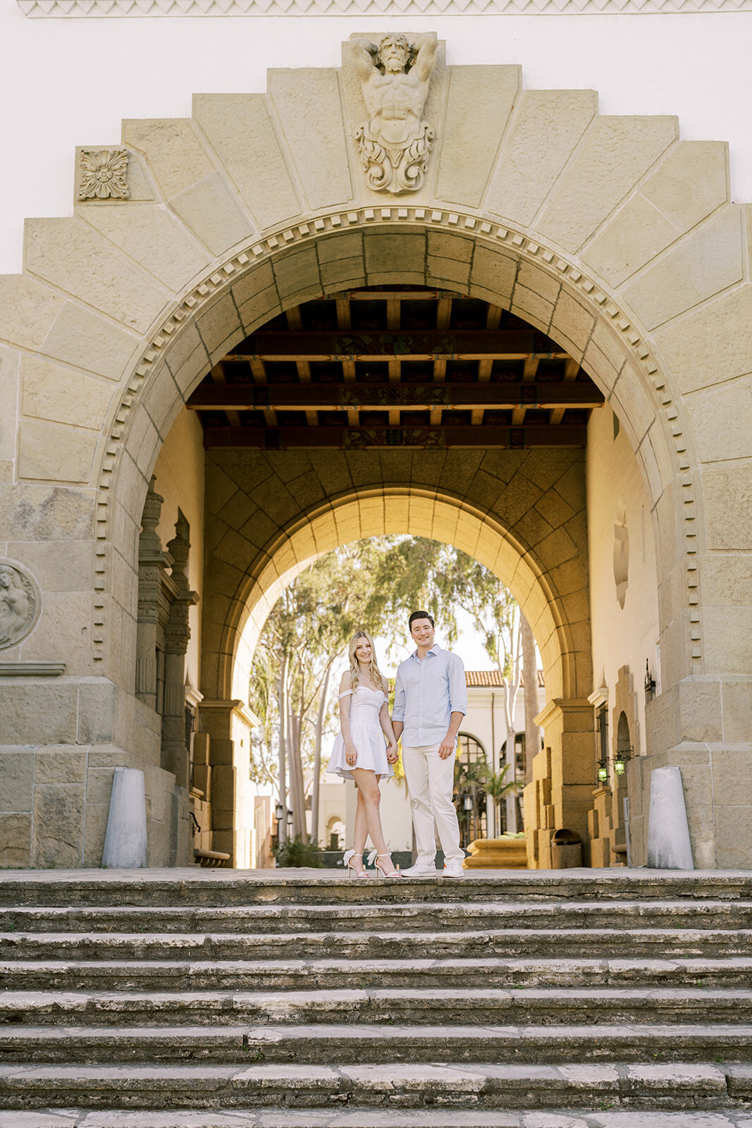 santa-barbara-courthouse-engagement-photos-025_websize
