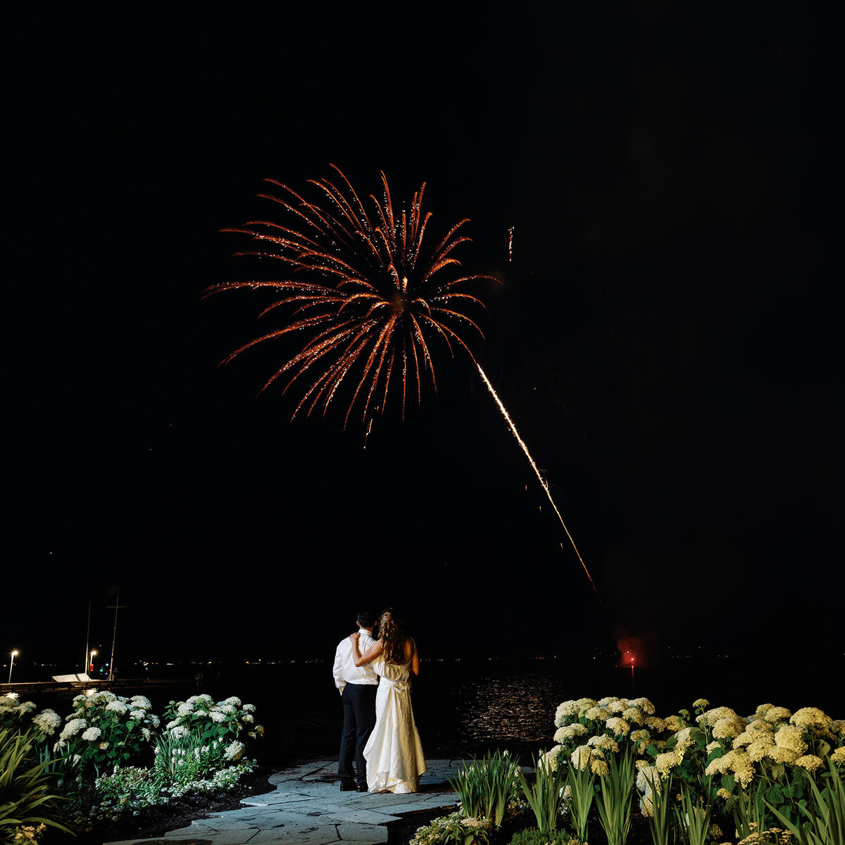 lake-house-canadaigua-wedding-fireworks14