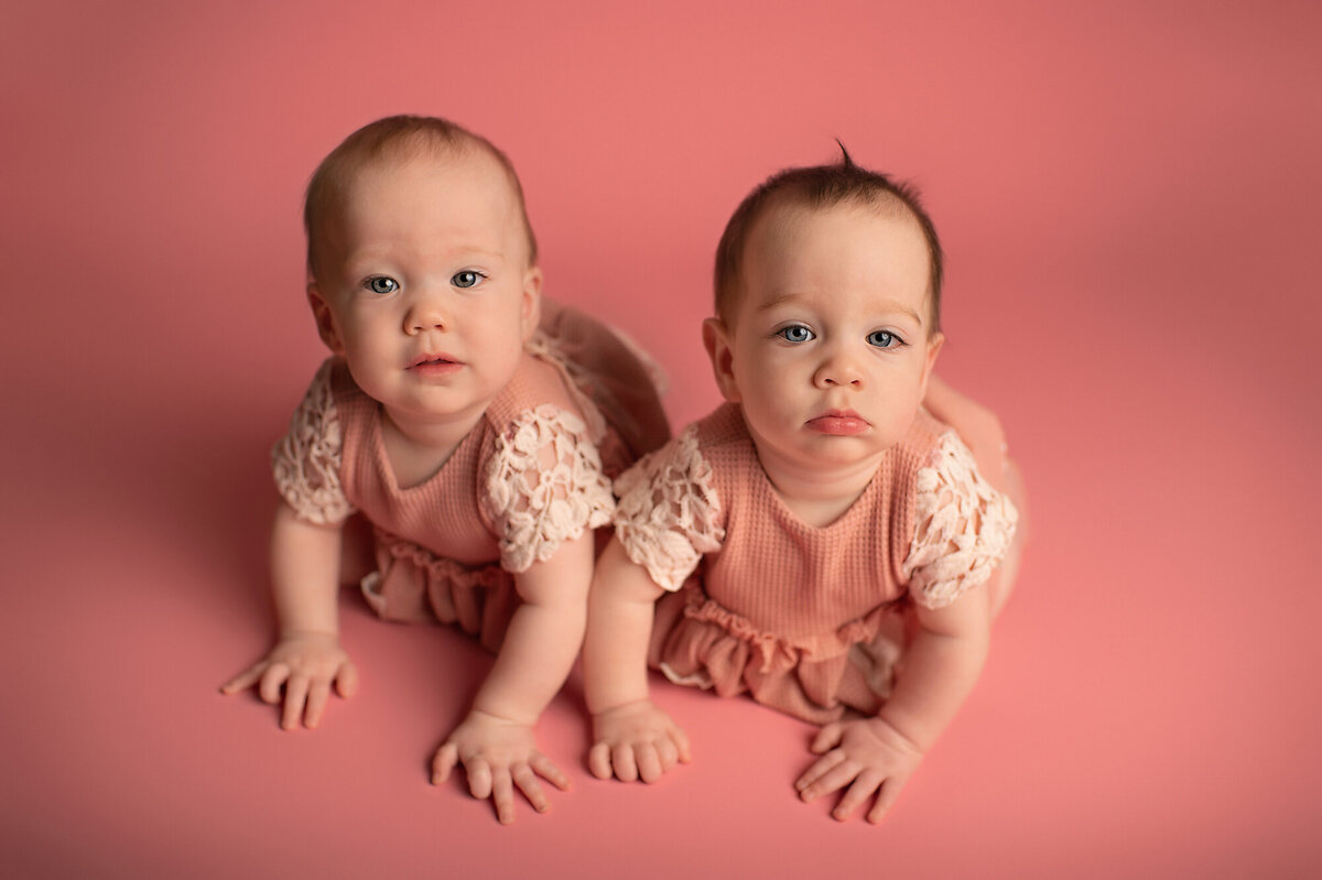Twins 1 web