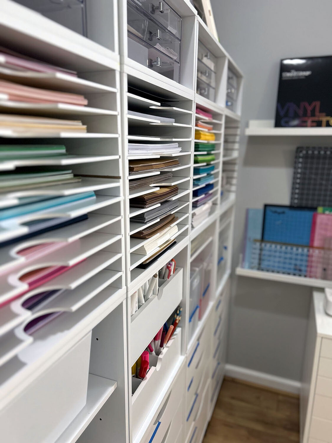 Uncluttered Haven_Craft Room organization_8