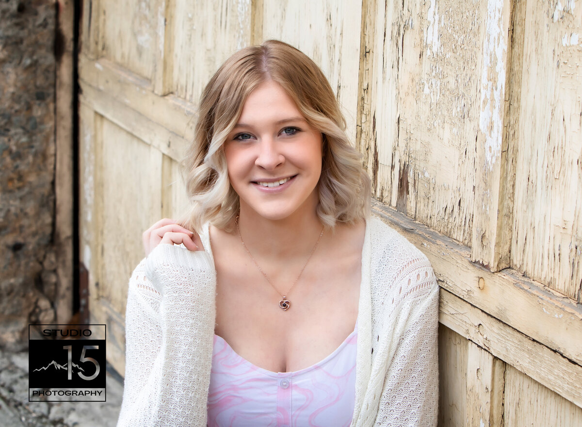 Studio15Photography_EasternOregonPhotographer_StarValleyWyomingPhotographer_TravelPhotographer_SeniorGirlPhotoIdeas