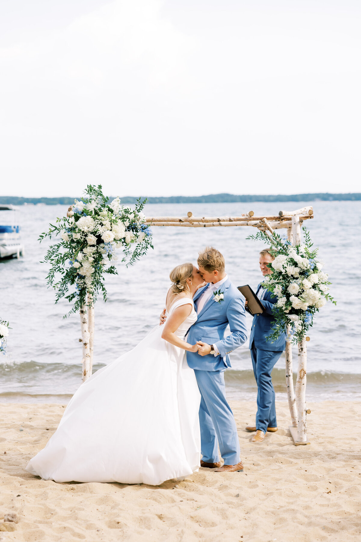 Minneapolis-wedding-photographer-28