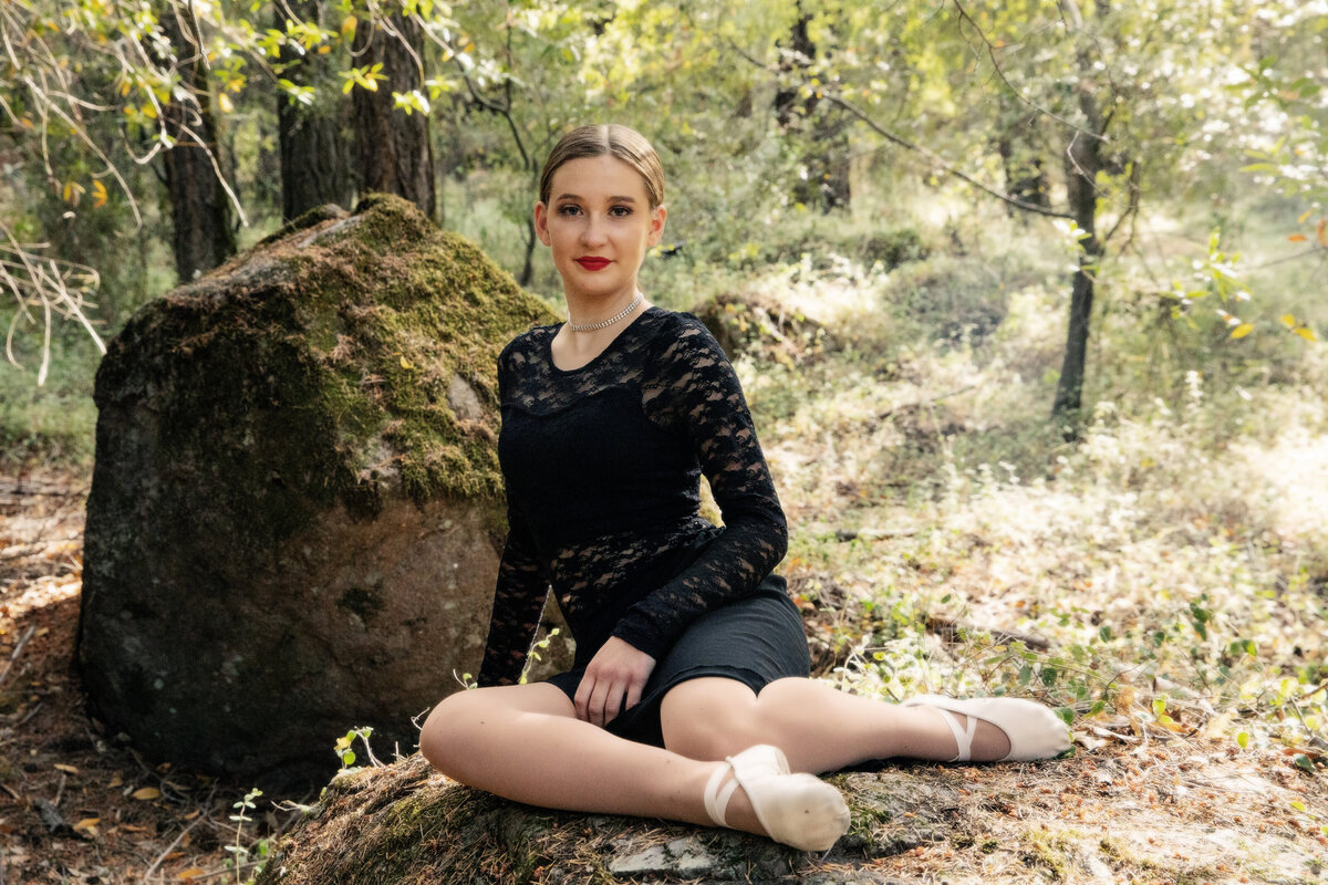 dancer senior portrait in forest
