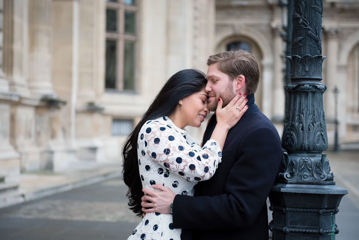 Paris couple photography at the Louvre Dec 2017-3