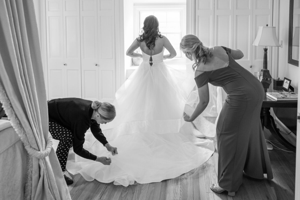 Elegant-Summer-Wedding- Lion-Rock-Farm-CT-sharon-4