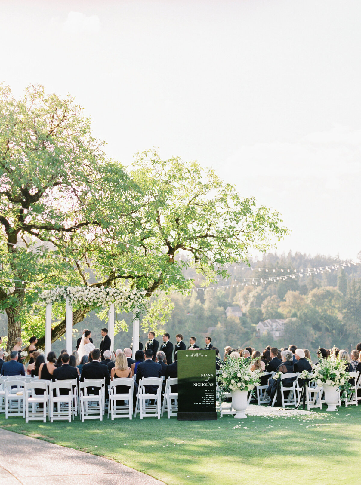 waverley-country-club-wedding-by-top-portland-photographers-the-tenneys-24
