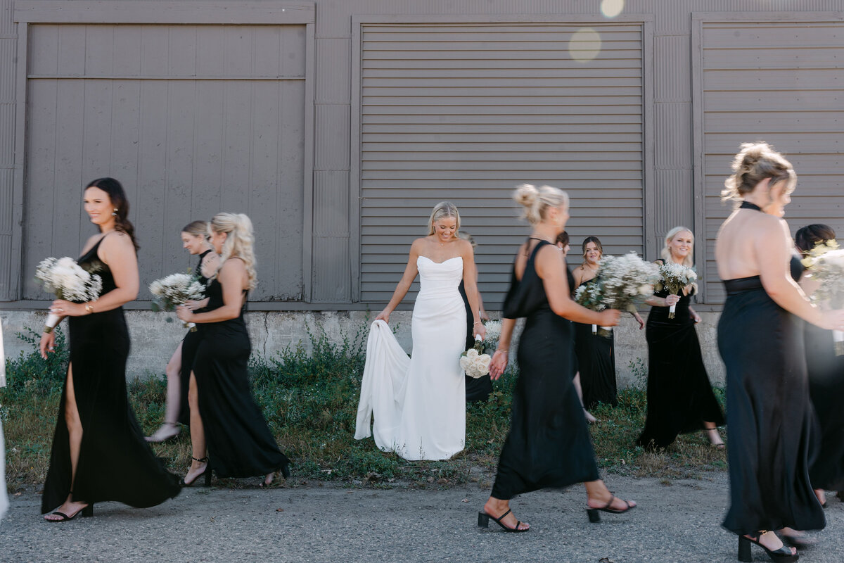 Kendal+Jared_HarvesterSquareWedding_TonyaHjortPhotography-249