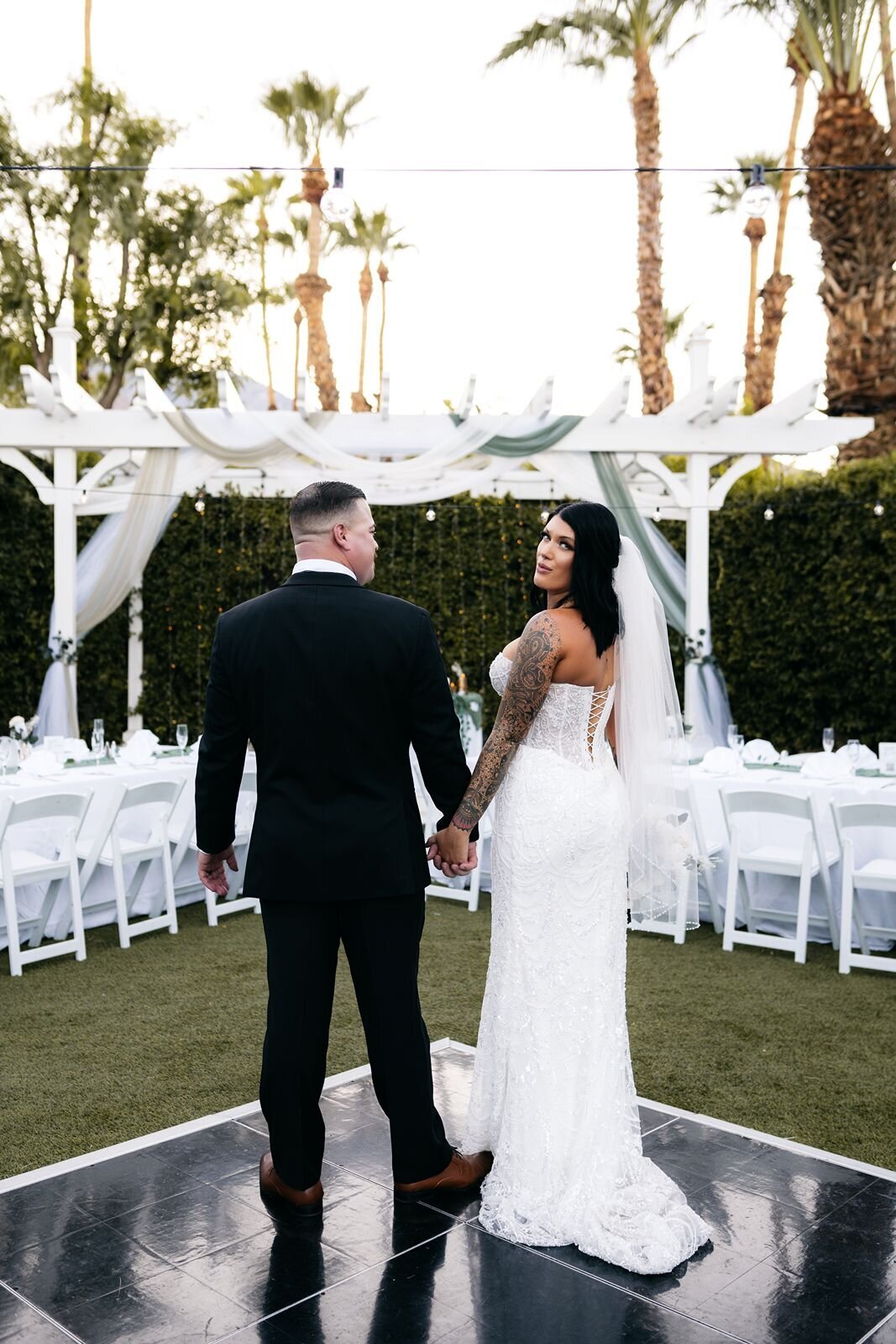 Monique and Van Sneek Peek-12