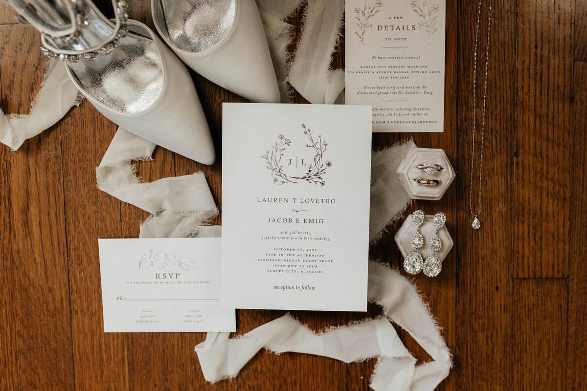 Jake_Lauren_Details-40
