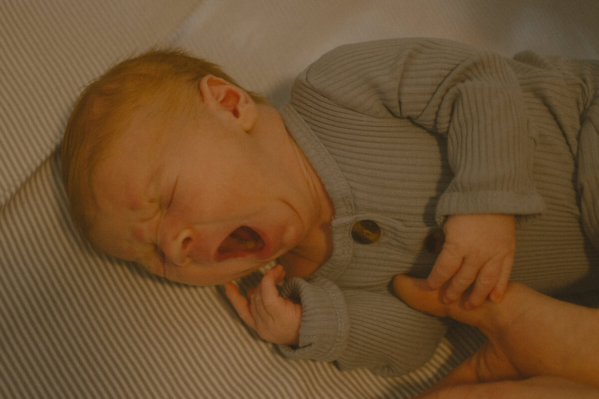 newborn-in-home-new-home-session-54