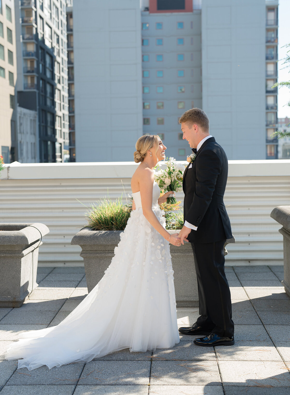 Four Seasons Hotel Seattle Wedding Phyotographer - 12