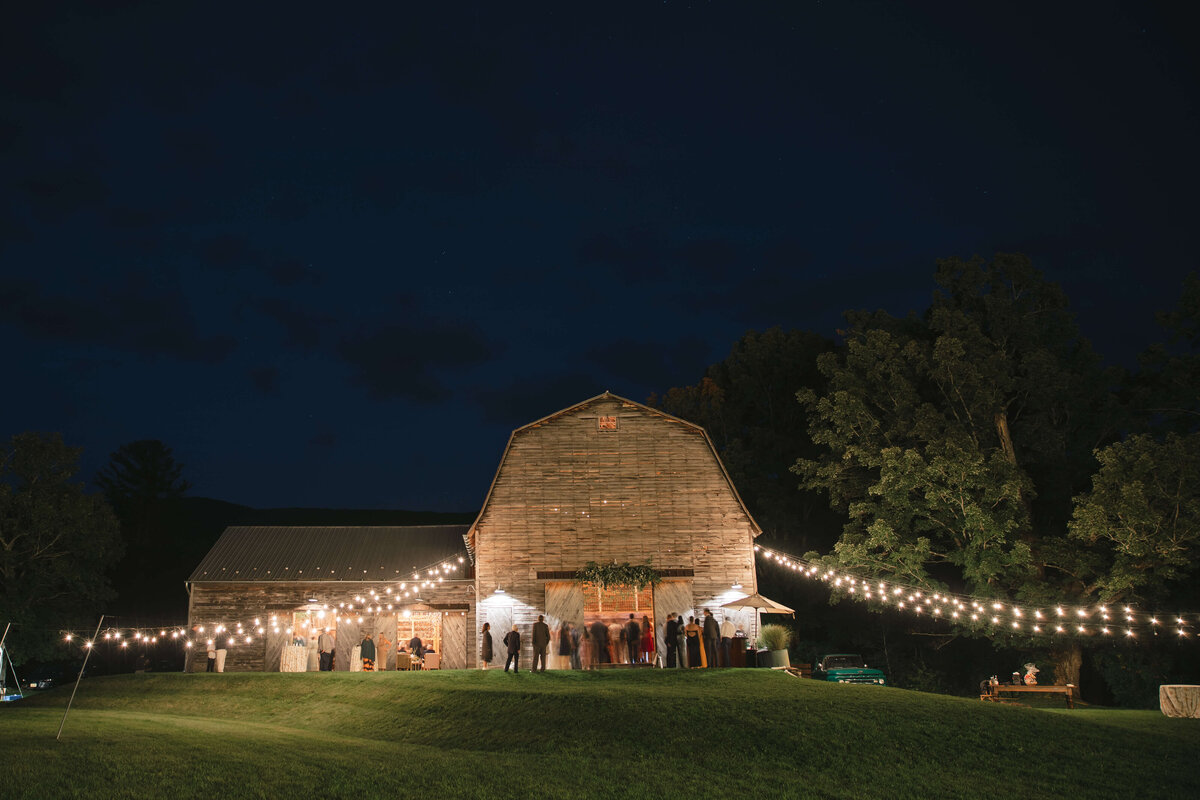 Hayfield-Catskills-New-York-Wedding-Chelsea-Brooke-Events135