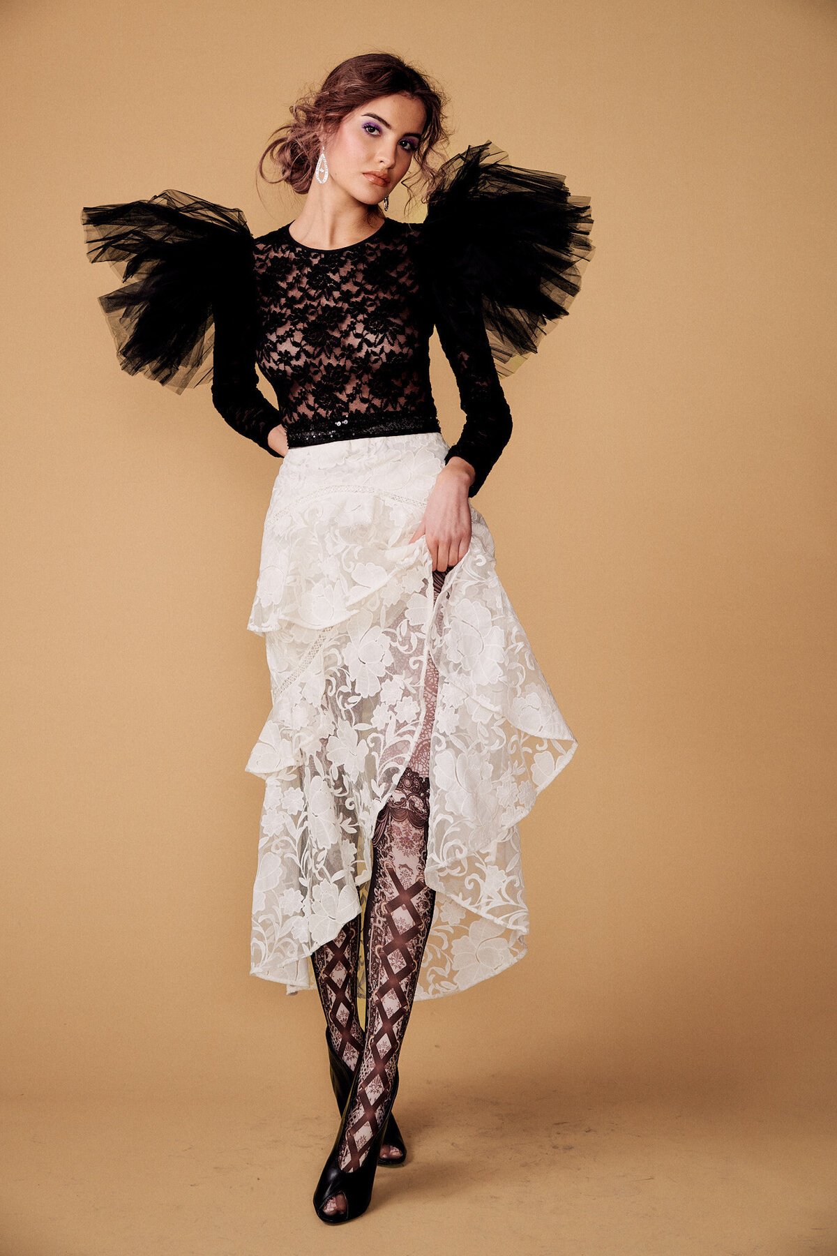 Kristina_editorial_EdieStyles_lace_ruffles_lace