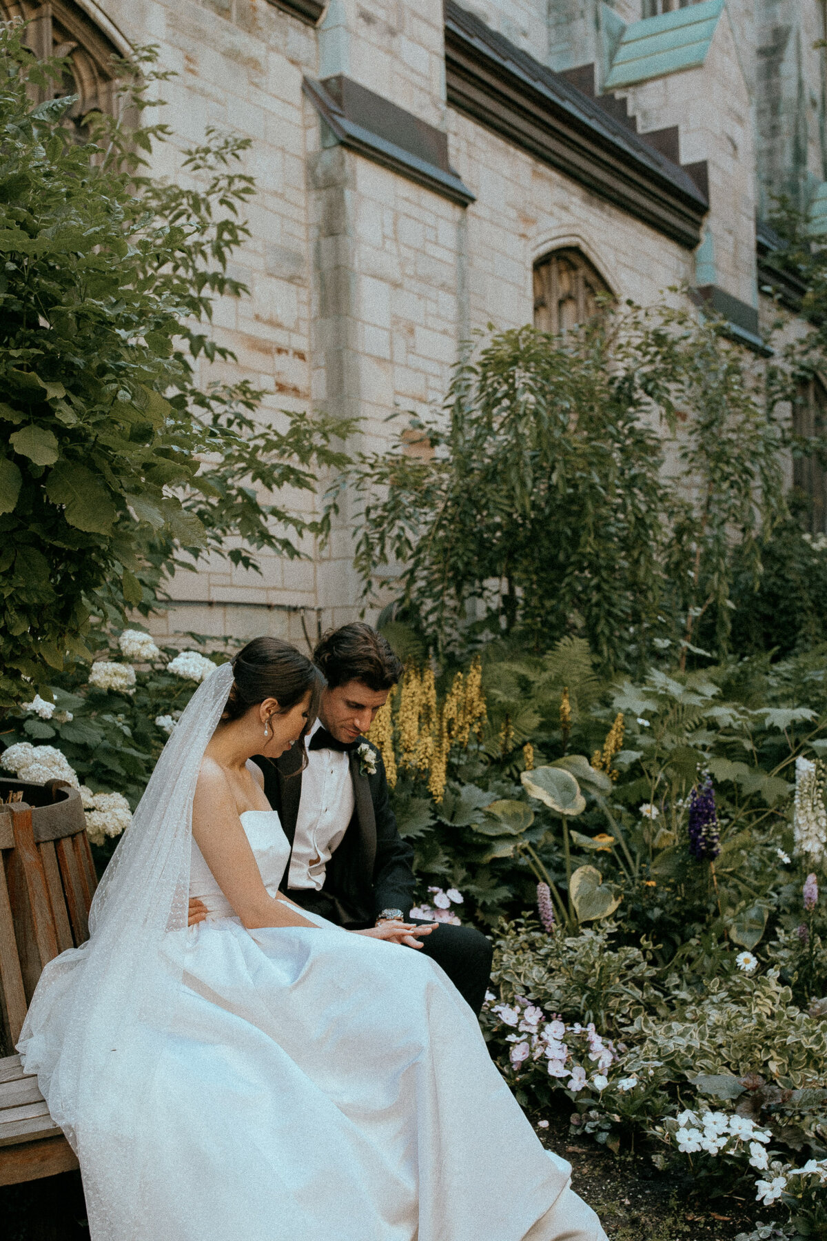 Italian_wedding_at_ristorante_Beatrice_Montreal_Raphaelle_Granger_high_end_wedding_Photographer-78
