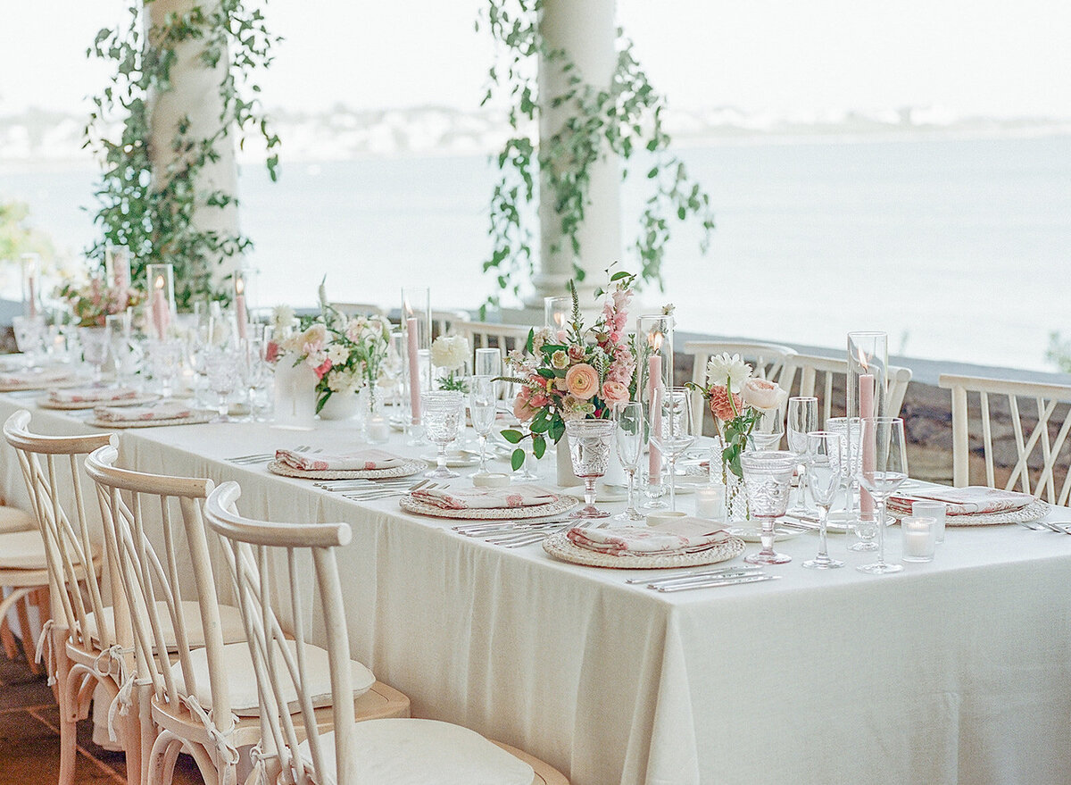 Wedding_Chanler Cliff Walk_Newport Mansions_RI__500731516_0003©HilaryBlock